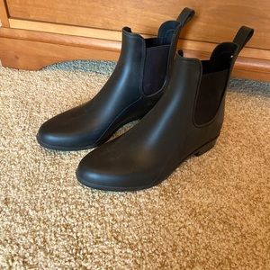 Banana Republic Chelsea Rain boots Size 8